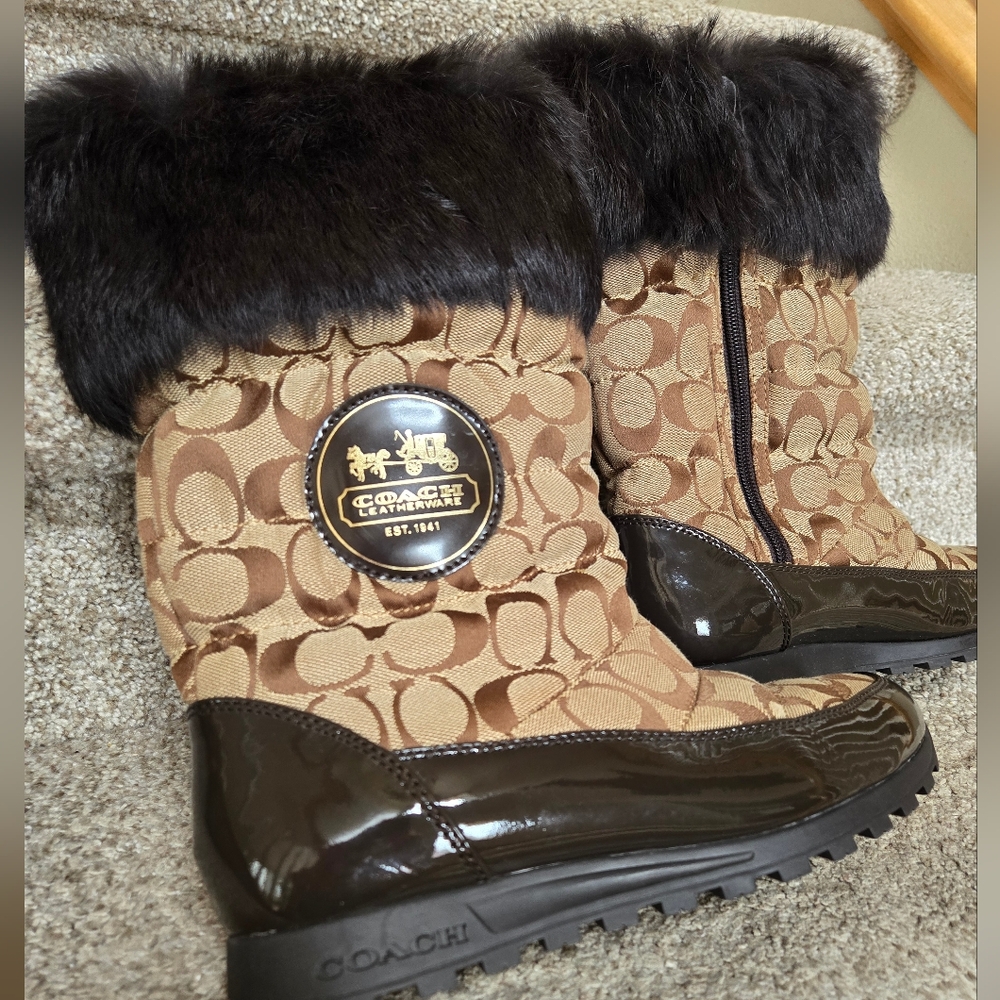Coach Signature Logo Fur-Trim Boots in Tan and Dark Brown